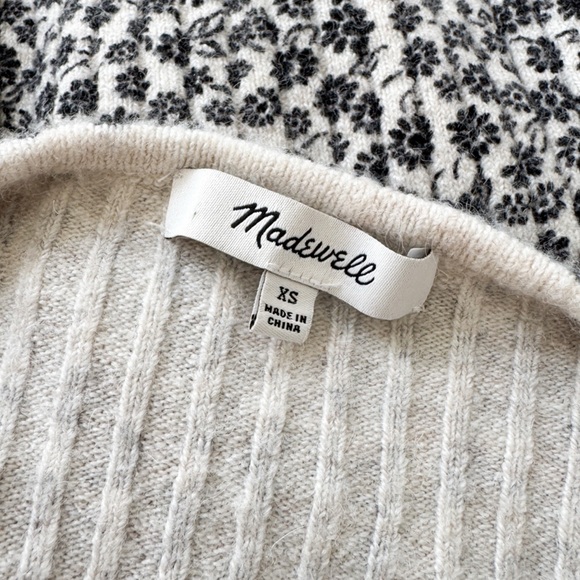 MADEWELL • Vintage Ditsy Cameron Ribbed Cardigan Sweater in Coziest Yarn - Picture 12 of 15